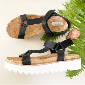 STEVEN by Steve Madden Women's Casie Flat Sandal